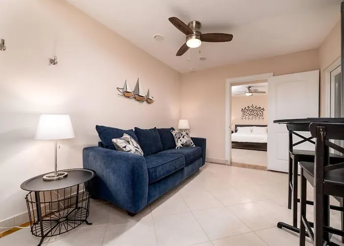 Ocean Flats 2 - Lauderdale-By-The-Sea